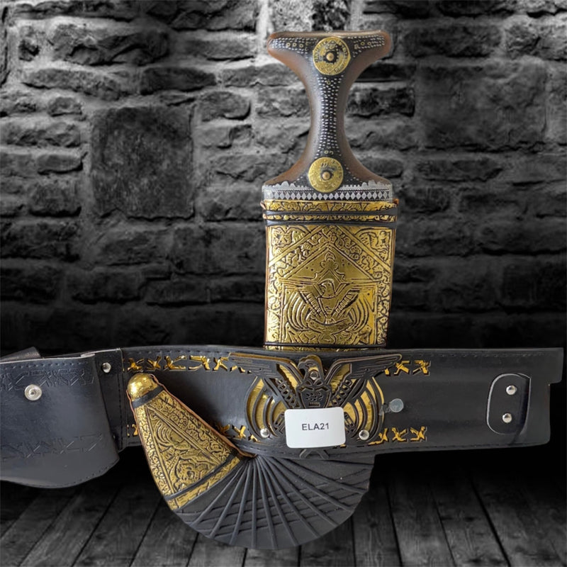 Golden Yemeni Janbiyah   ELA21- جنبية ذهبيه مع جلد